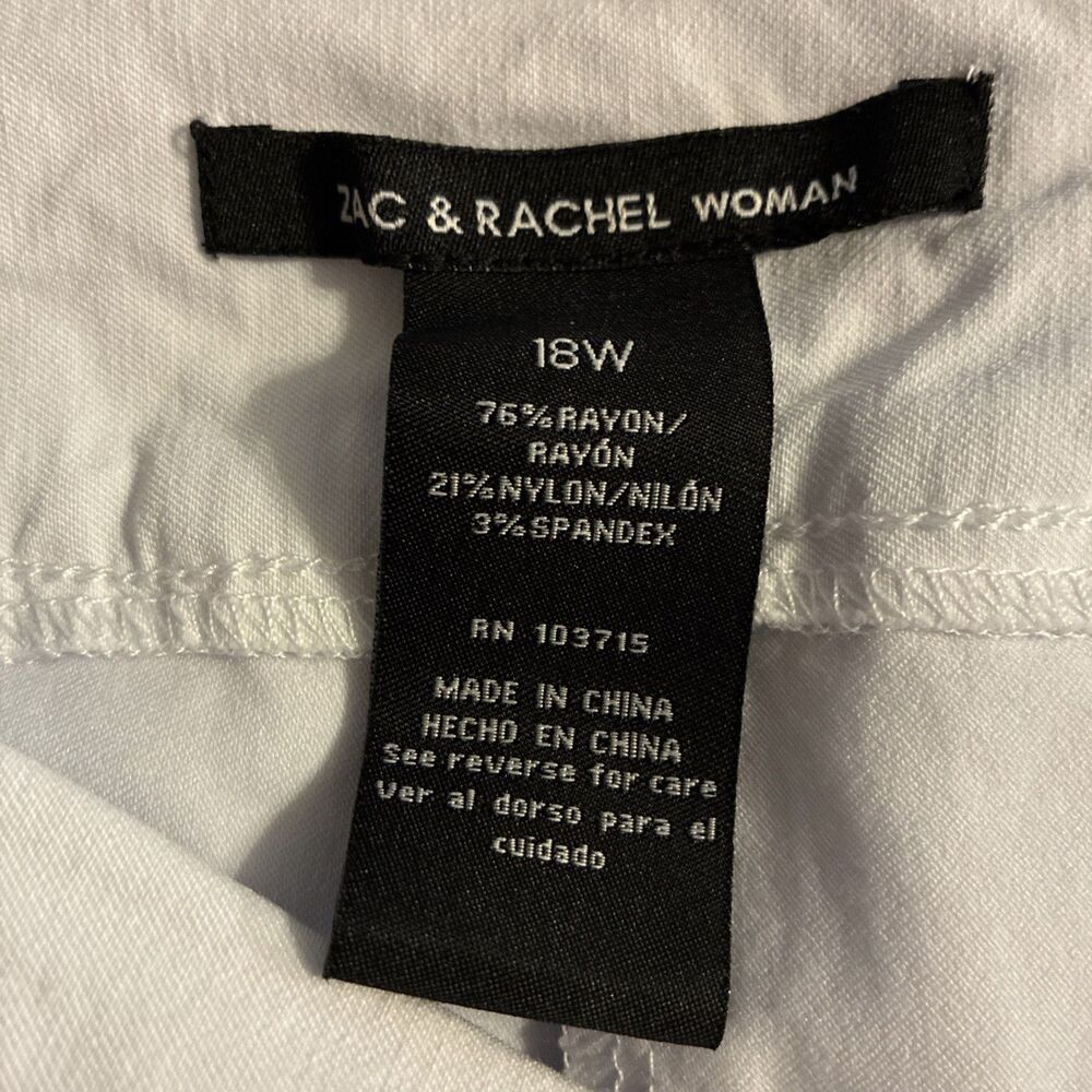 Zac & Rachel Woman White Pull On Skort. Size 18W Has Front Curved Pockets. - Picture 8 of 9